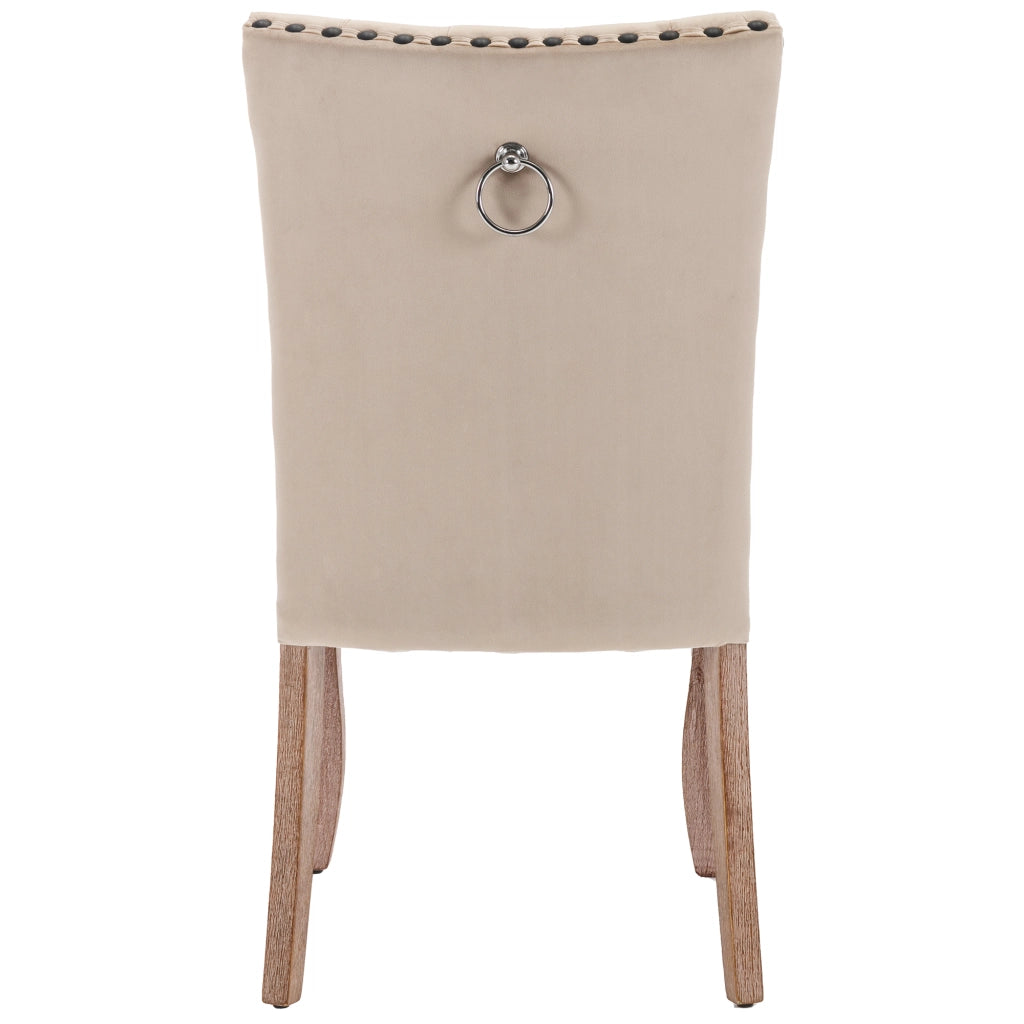 Sedia da pranzo in velluto con schienale decorativo e borchie rame, gambe in legno, Beige chiaro