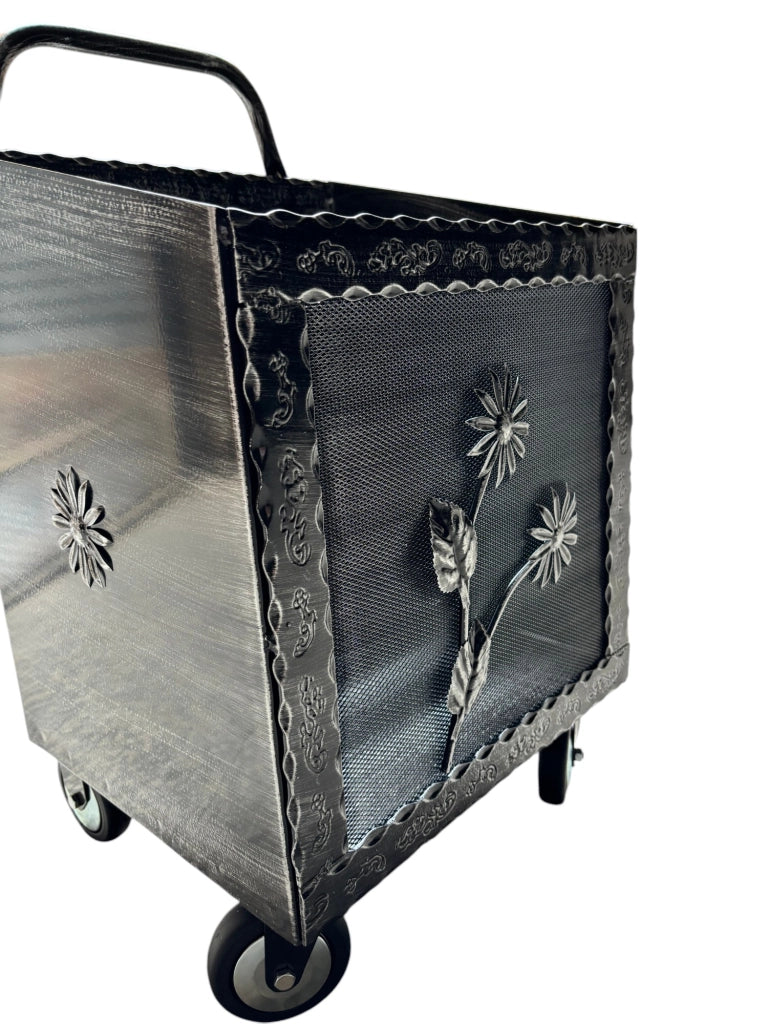 Porta Legna con Ruote, Porta Pellet, in Ferro Battuto, 52 x 50 x 84h cm, Motivo Floreale, Per Camino e Stufe Grigio