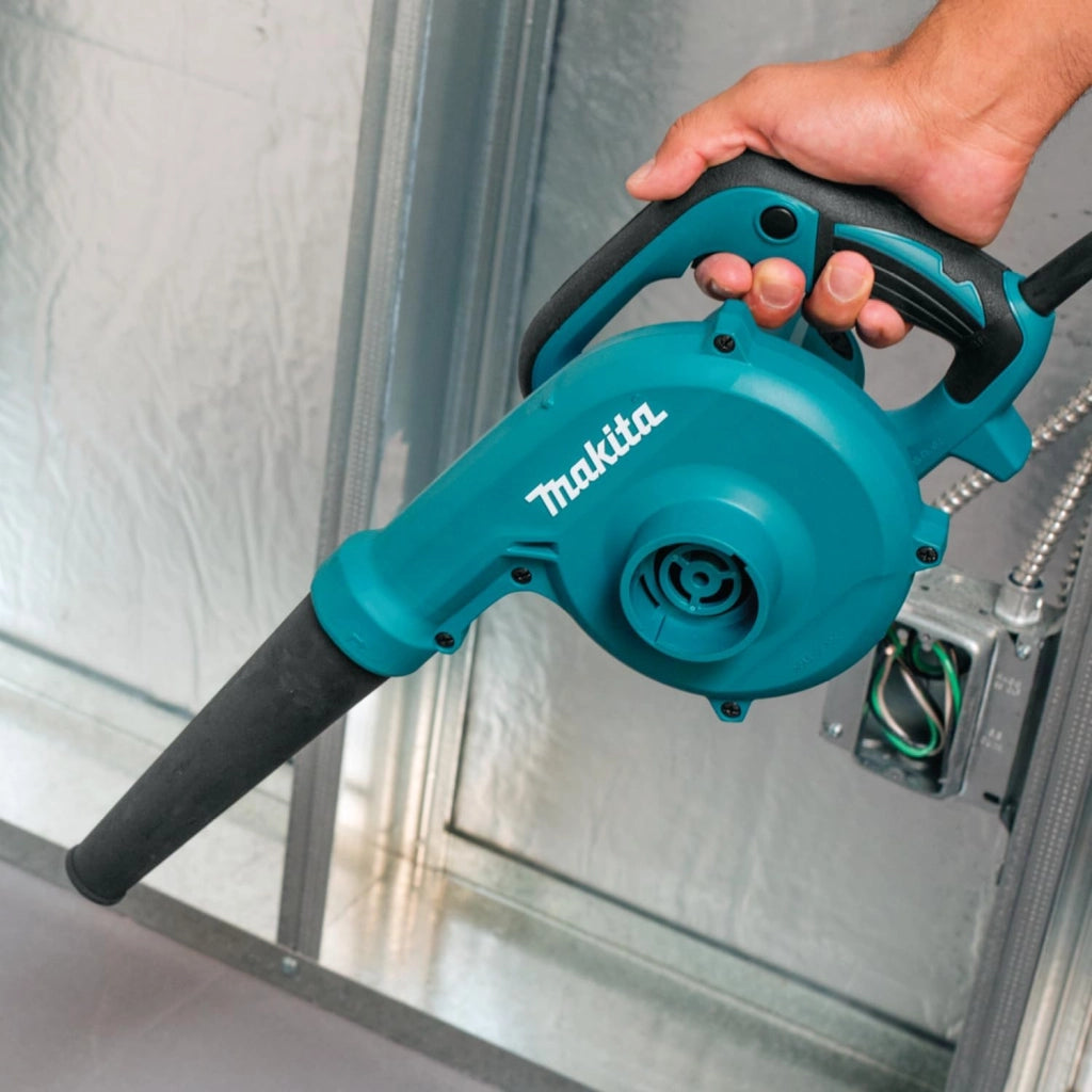 Makita SOFFIAT-ASPIRATORE 600W, Con cavo elettrico