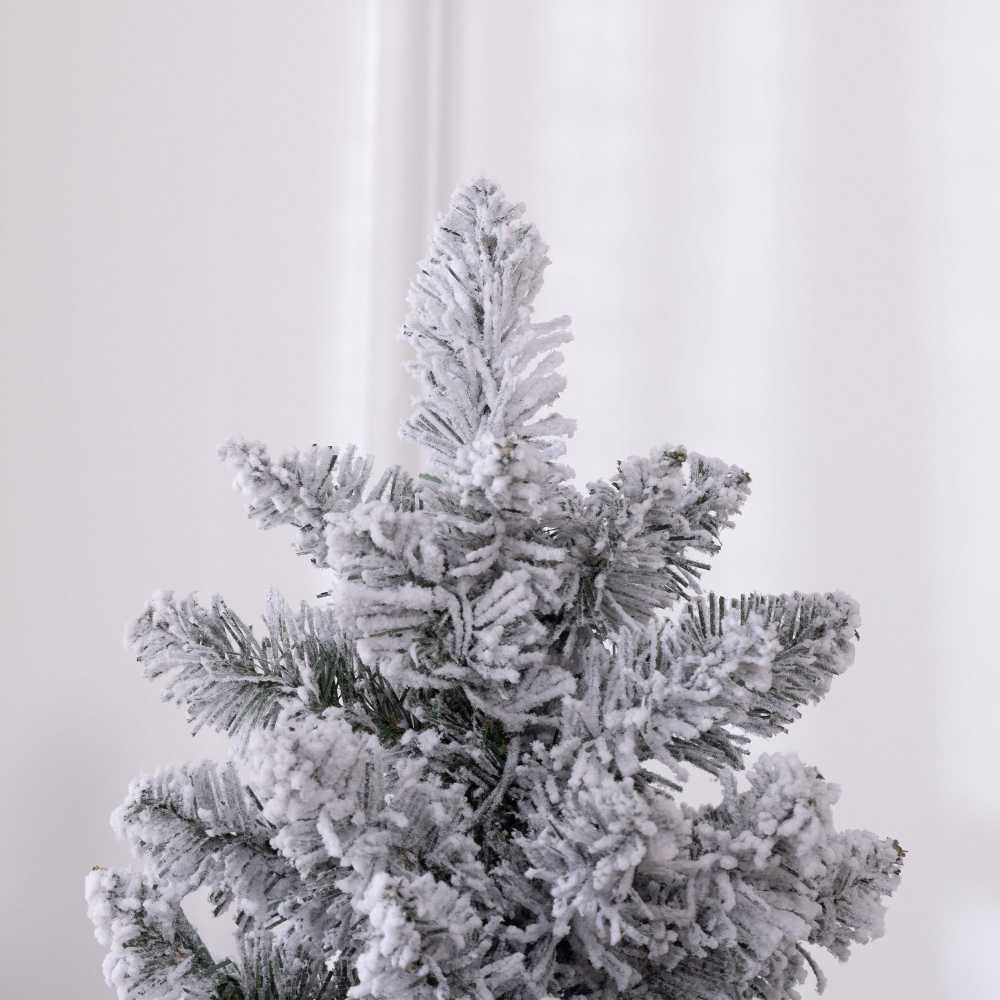 Albero di Natale Artificiale Innevato 180 cm 329 Rami e Luci LED Bianco Caldo Verde