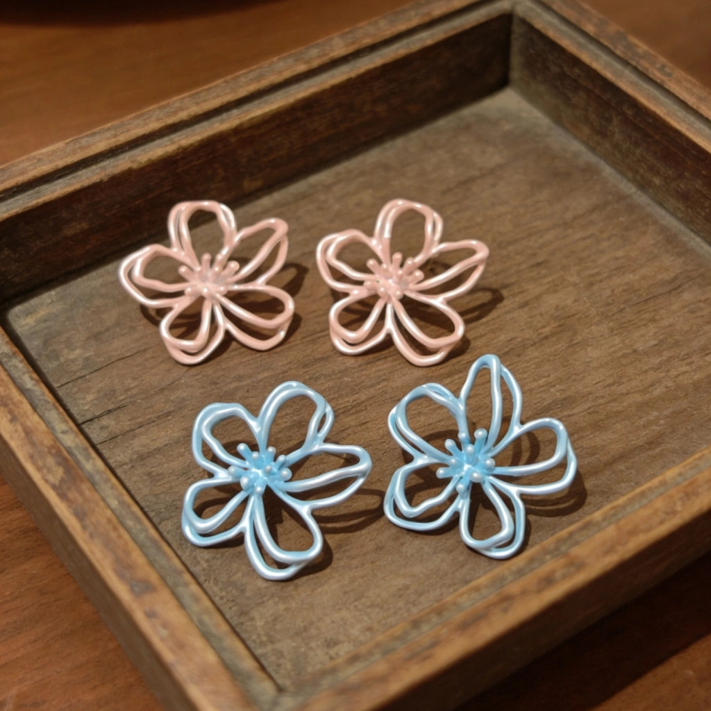 Orecchini a lobo a forma di petalo con design a nicchia a doppio strato traforato, orecchini a fiore tridimensionali blu, orecchini eleganti e sofisticati.