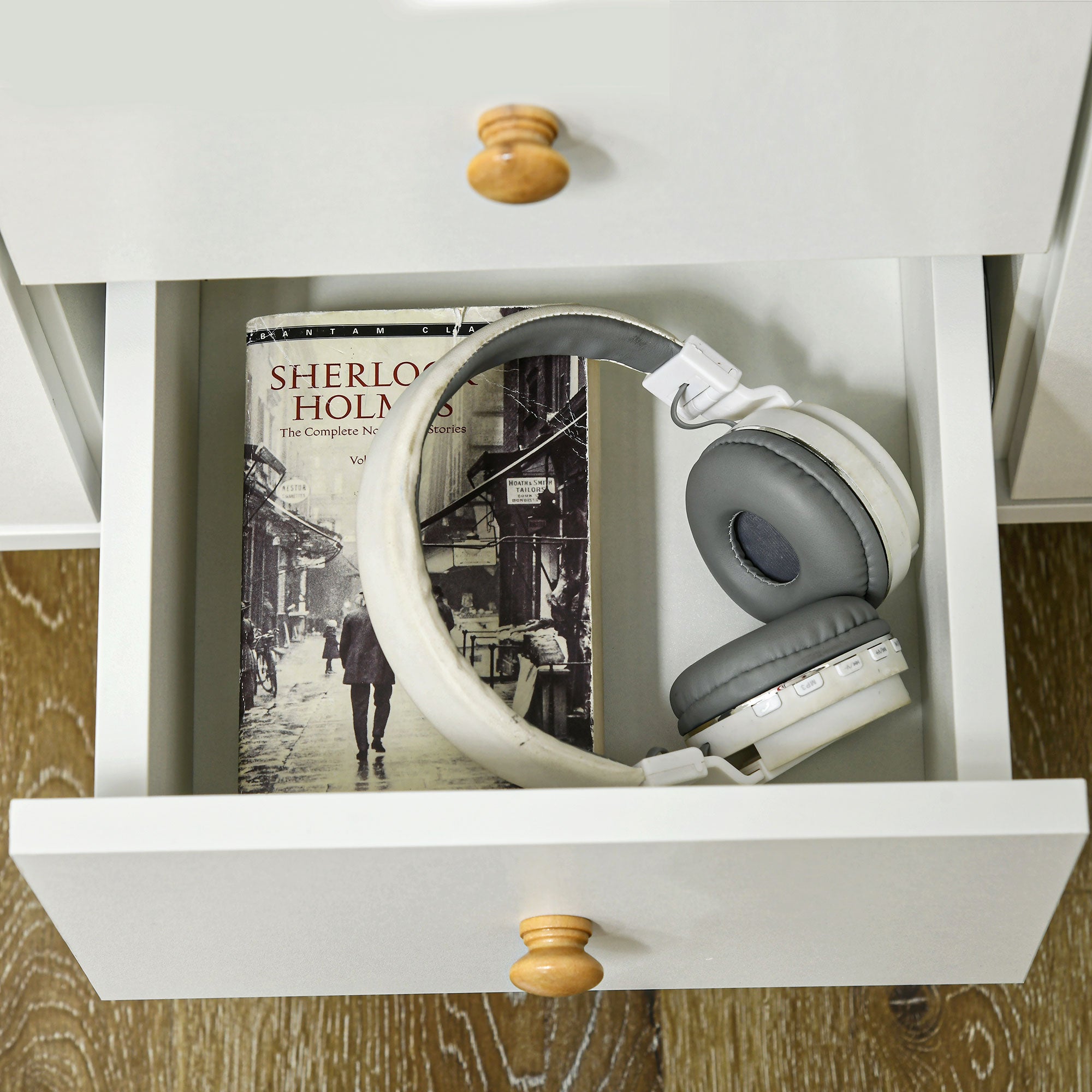 Credenza Moderna Mobile Basso 90x32x80 cm con 3 Cassetti e 2 Armadietti in Truciolato e Legno Bianco