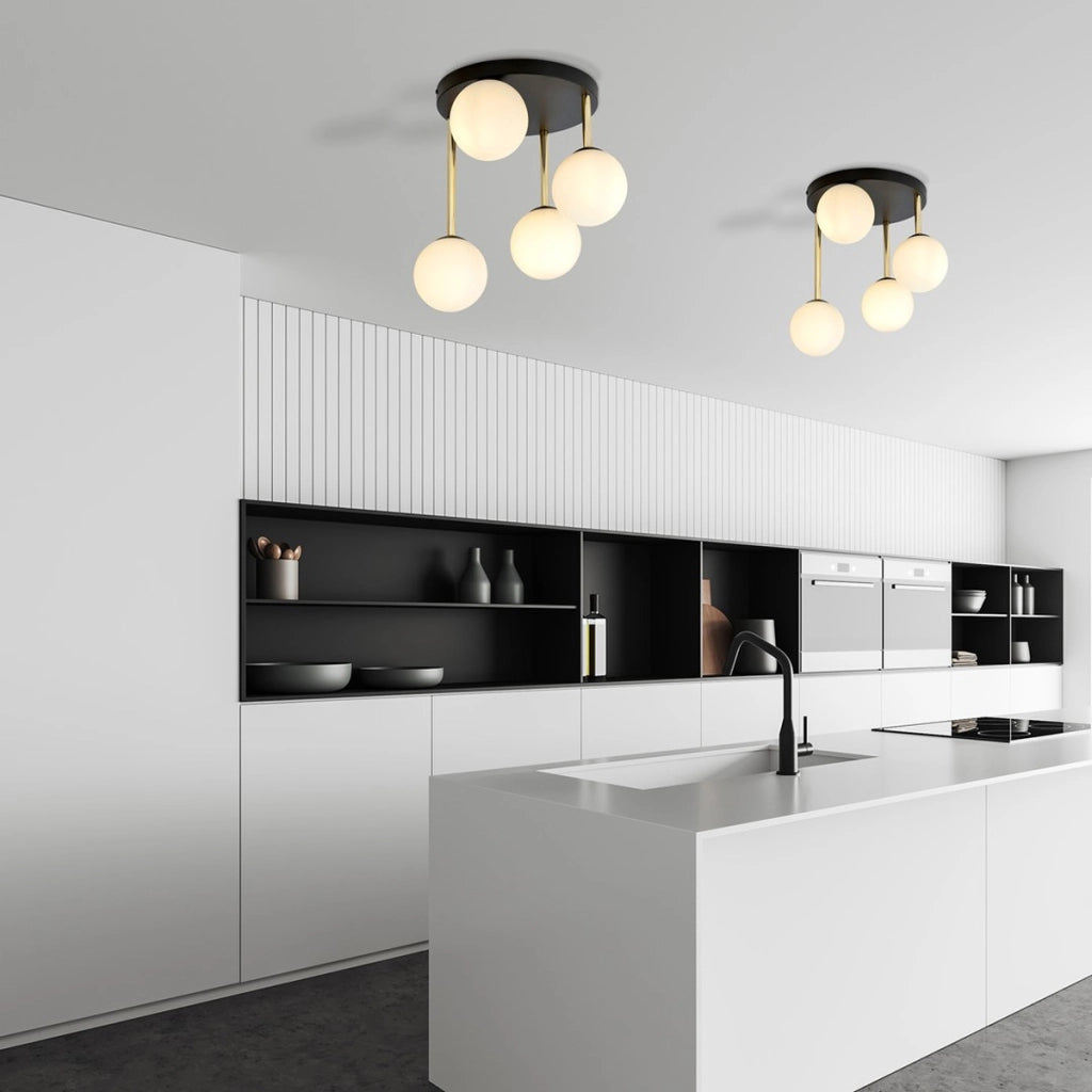 Lampada da soffitto Dolce in acciaio nero opaco e vetro opalino
