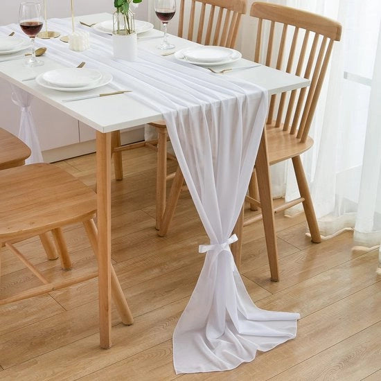 Tavolo da pranzo in chiffon bianco con 3 metri di tovaglia inamidata
