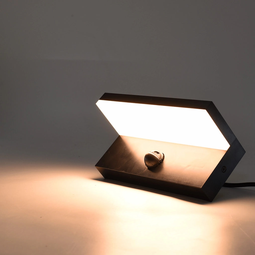 APPLIQUE LED DA ESTERNO CON SENSORE DI MOVIMENTO PIR LUCE CALDA 3000K IMPERMEABILE DESIGN MODERNO