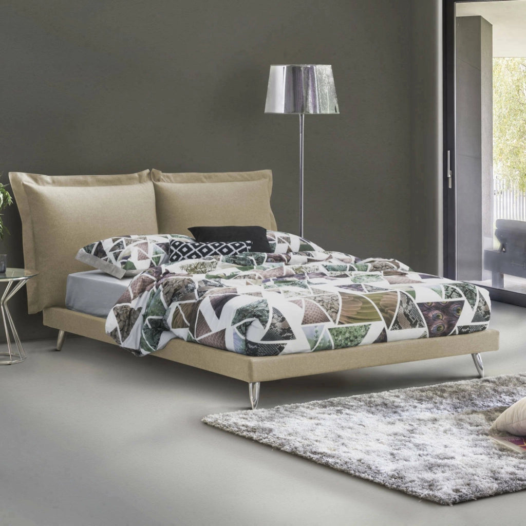 Letto matrimoniale Anatoly, Letto fisso in tessuto con piedini, Made in Italy, adatto per materasso 160x190 cm, Beige