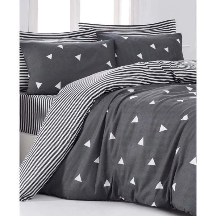 Completo letto - 1 copripiumino 220 x 240 cm + 2 federe 60 x 60 cm - 65% cotone, 35% poliestere - Grigio