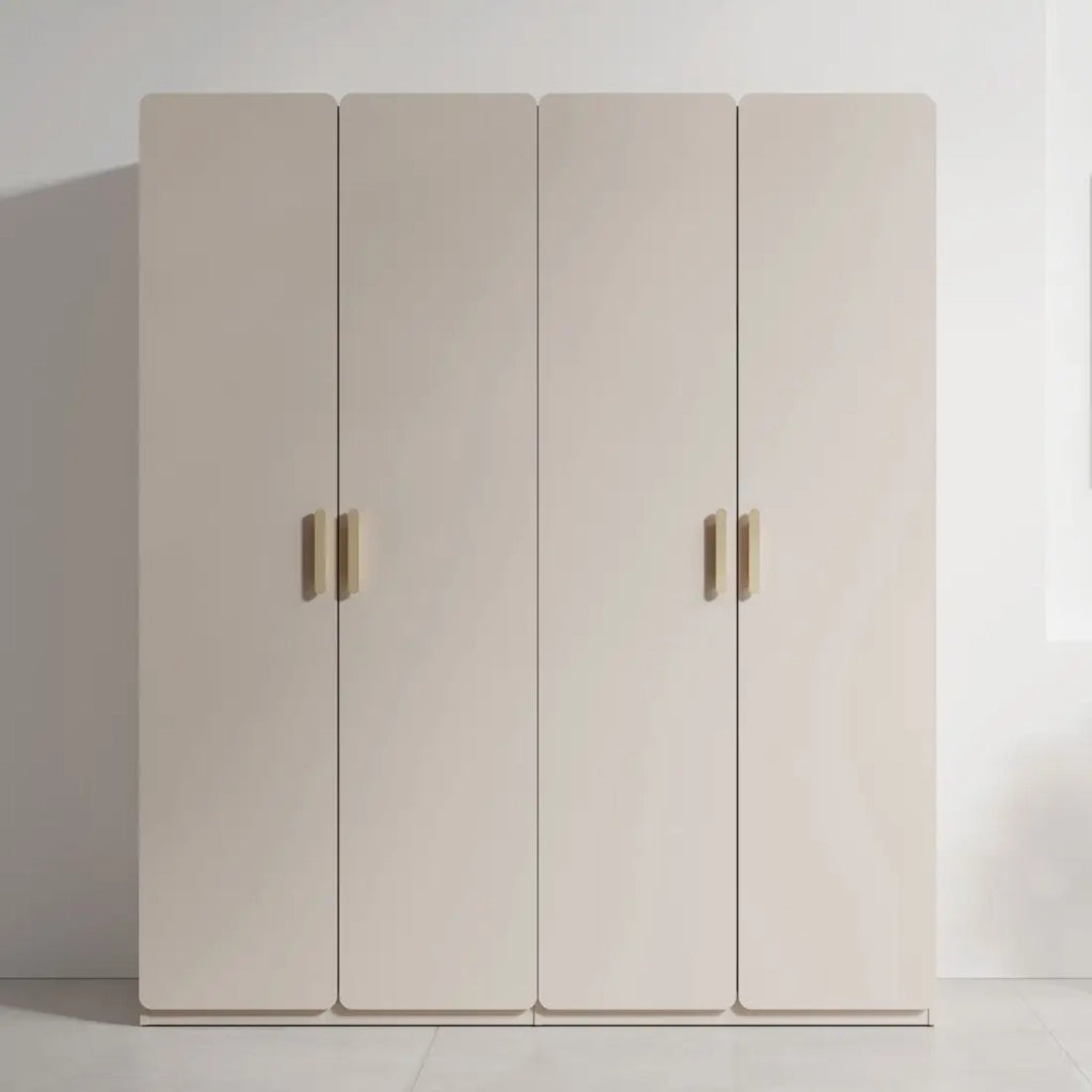 Armadio 4 porte AMALIE 179x210x57 cm – Colore beige sabbia – Con 3 ripiani aggiuntivi