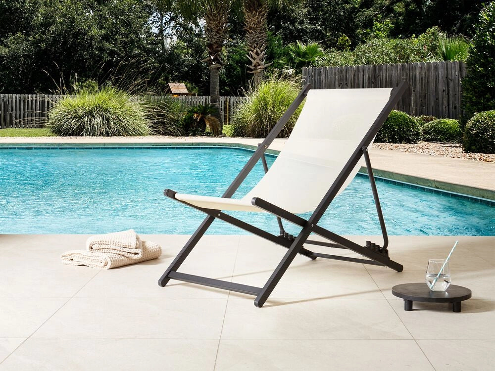 Sedia a sdraio pieghevole e reclinabile per esterno beige chiaro e nero piscina terrazzo giardino