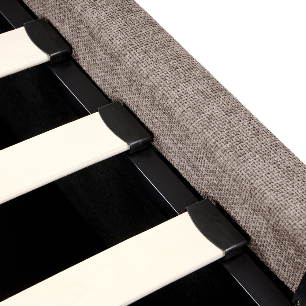 Letto contenitore rivestito in tessuto grigio marrone 160 x 200 cm testiera asimmetrica a gradini in stile scandinavo
