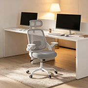 Sedia da ufficio ergonomica con schienale alto e braccioli 3D in rete e metallo grigio chiaro