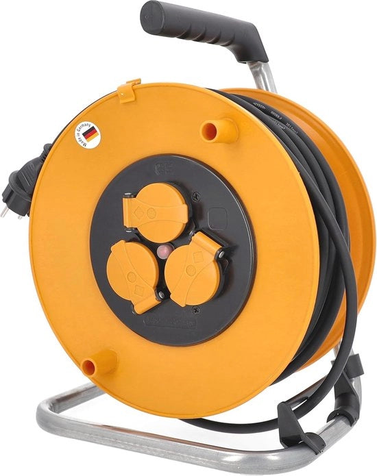 Cavo in rullo da 50 m con 3 prese e coperchio girevole per esterno IP44