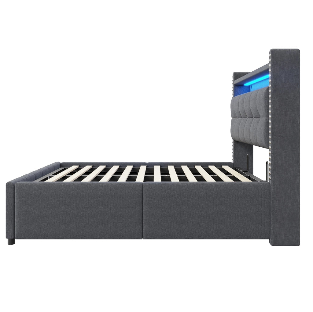 Letto imbottito 140x200 cm; testiera con ripiani e porta USB; tessuto di lino grigio