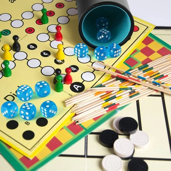 Set di Bicchieri in Pelle Grigia con 10 Dadi per Giochi