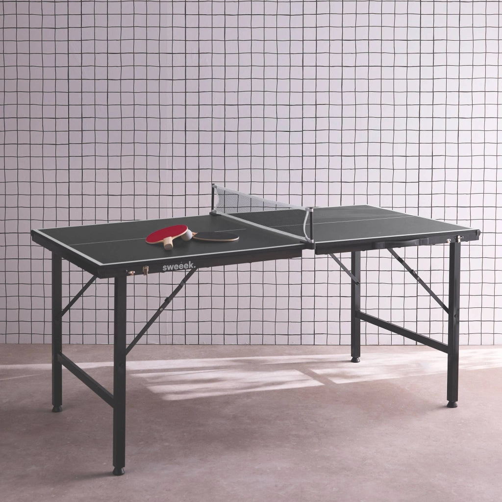 Mini tavolo da ping pong pieghevole per interni con 2 racchette e 3