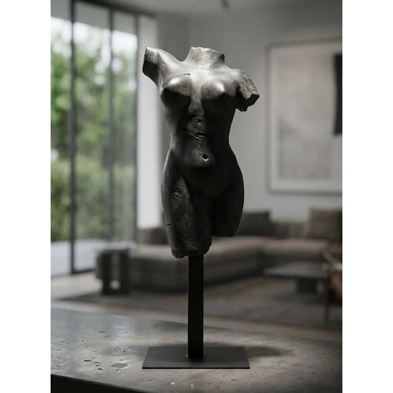 Scultura Museum Woman cm 19x17x50