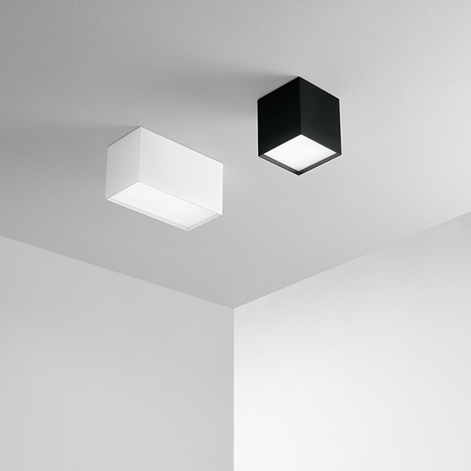 Plafoniera Moderna Tric Metallo Bianco Led 20W 3000K Ip20