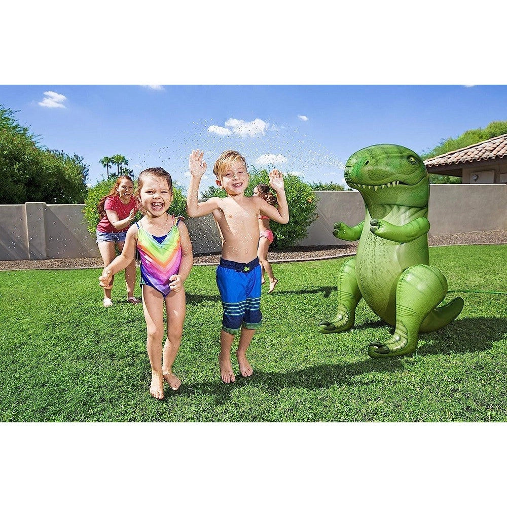 Trade Shop - Gioco Spruzza Acqua A Forma Di Dinosauro 9x75x122cm Bambini 3 Anni Giardino 52294 -