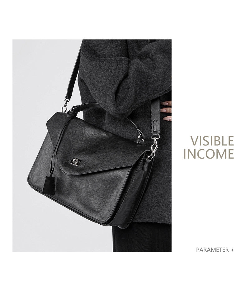 Borsa a mano media da donna in vera pelle, nera.