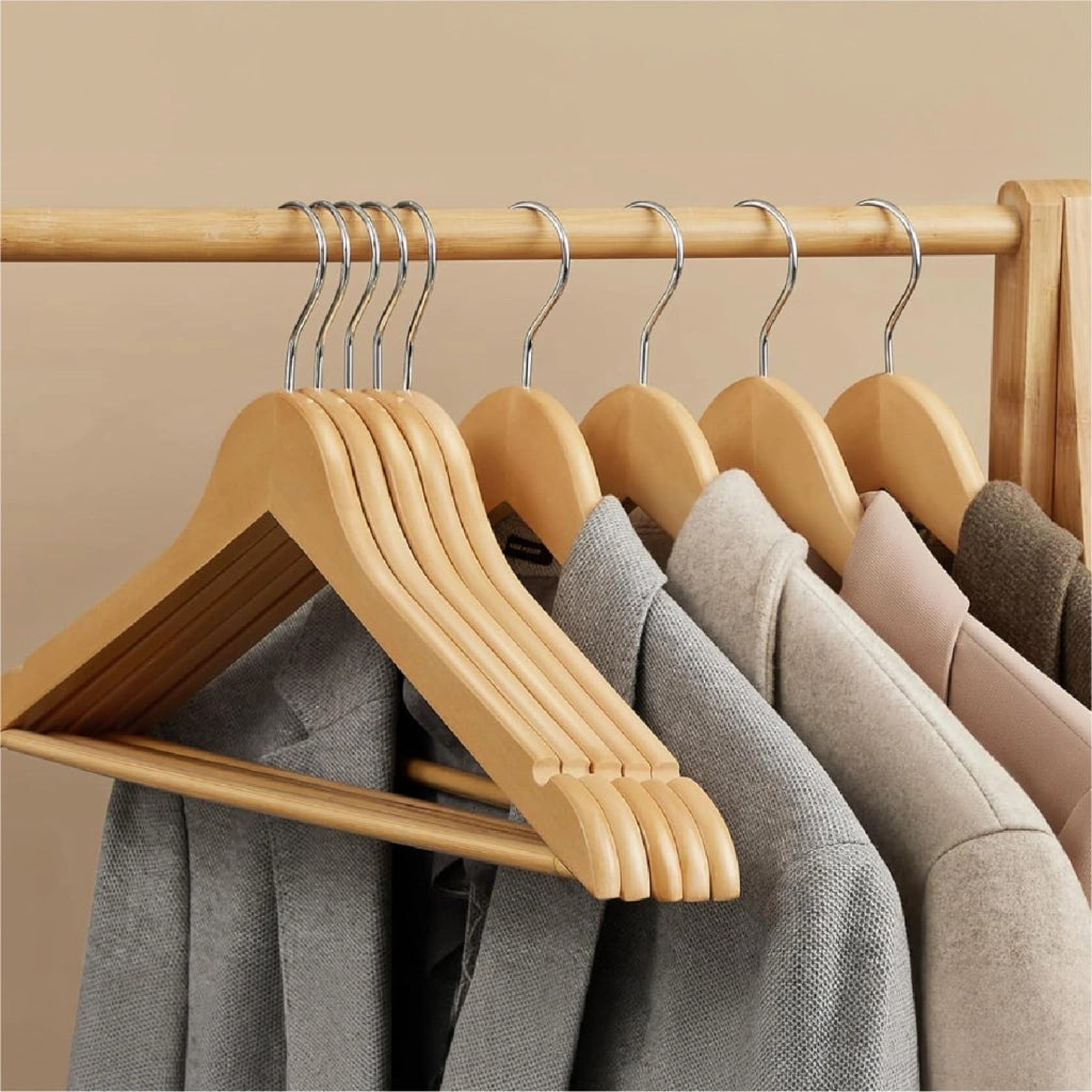Set 20 Grucce in Legno Naturale per Giacche, Camicie e Pantaloni con Barra e Intagli per Spalline, Appendini Resistenti Salvaspazio Armadio 44,5 cm