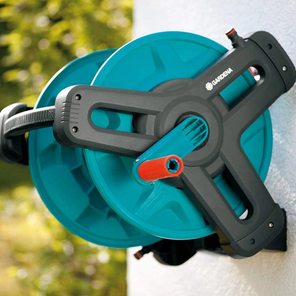 Gardena 8009 avvolgitubo da parete con tubo ed accessori da metri 20