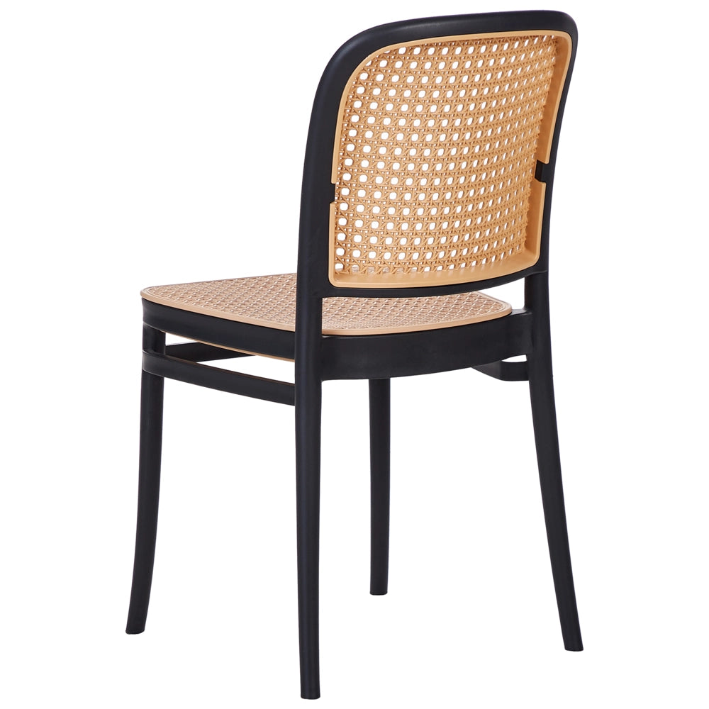 Set di 4 sedie da pranzo impilabili in plastica e senza braccioli, di colore beige e nero stile moderno