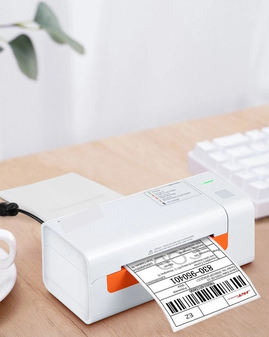 Etichettatrice - Stampante termica - Stampante etichette - Etichettatrice - Stampante adesivi - USB - 203 DPI - 60 Etichette al minuto - 150 mm/sec - Incluso adattatore di alimentazione e cavo USB - Bianco