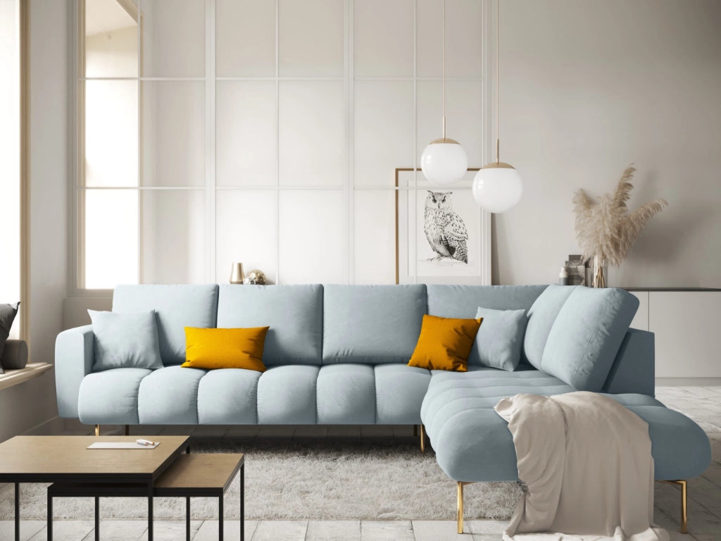 Cosmopolitan Design - Divano angolare destro "Hastings" 5 posti in velluto azzurro 