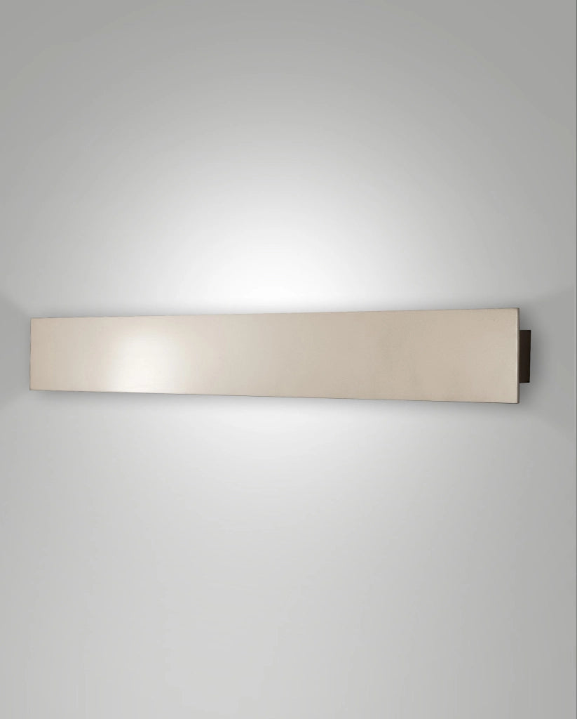 Lampada da Parete Lotus LED 20W Integrato 3000K Oro Opaco Struttura in Alluminio Design Moderno Dimmerabile 64,5cm Classe 1 IP20 Qualità Premium