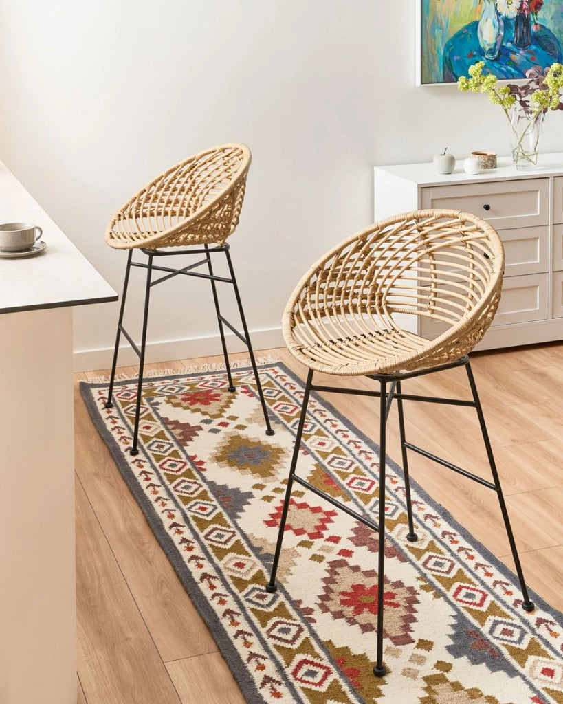 Set di 2 sedie da bar in rattan naturale con struttura in ferro, stile industriale e boho, per interni