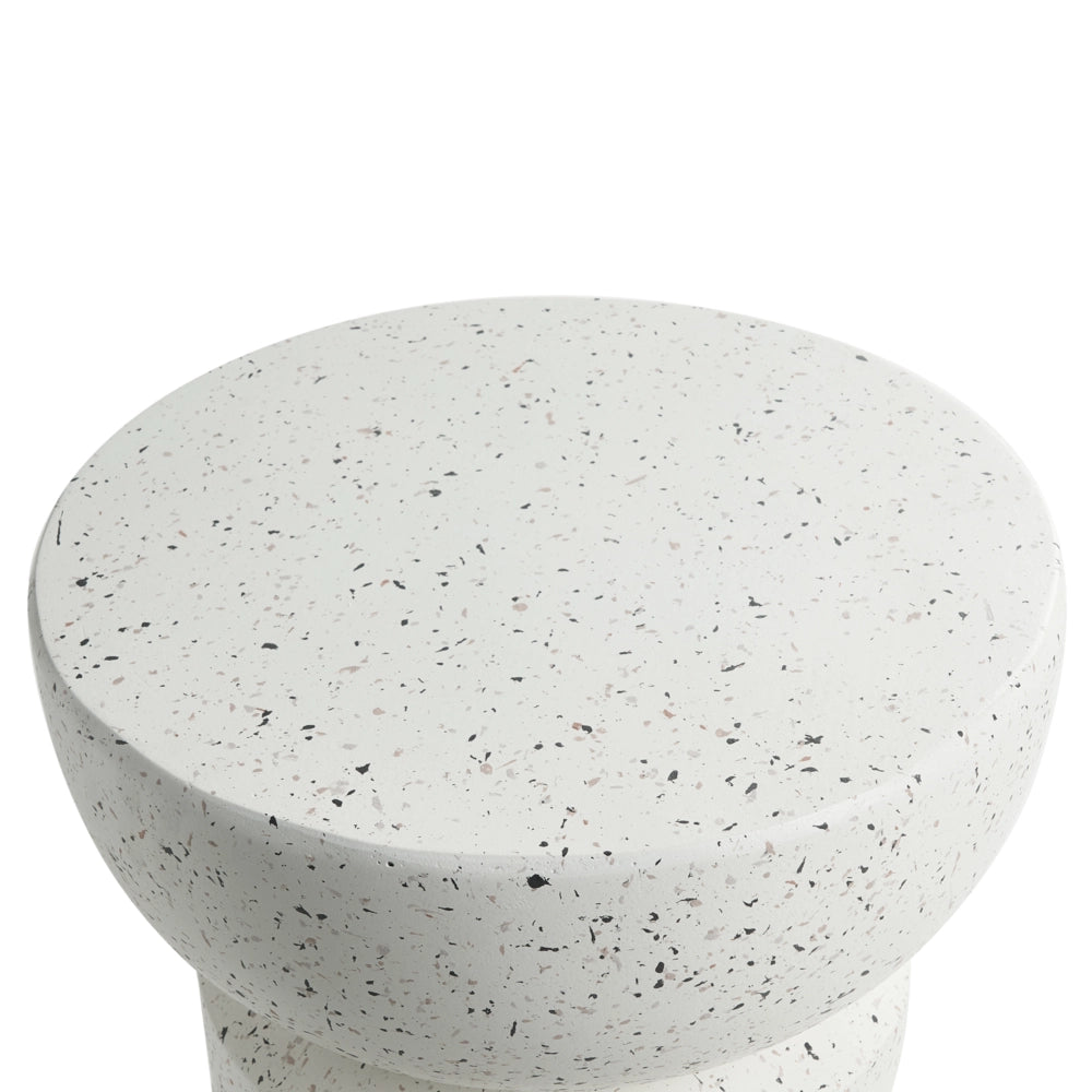 Tavolino in fibra di vetro MgO con piano rotondo a forma di clessidra con effetto terrazzo bianco resistente ai raggi UV, alla ruggine e all'acqua e al vento