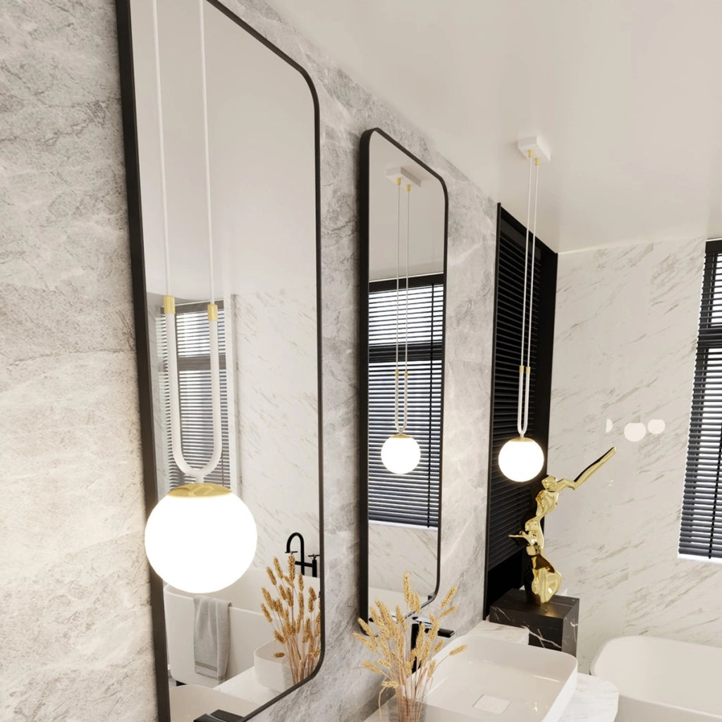 Lampada a sospensione GLAM in acciaio bianco opale e oro