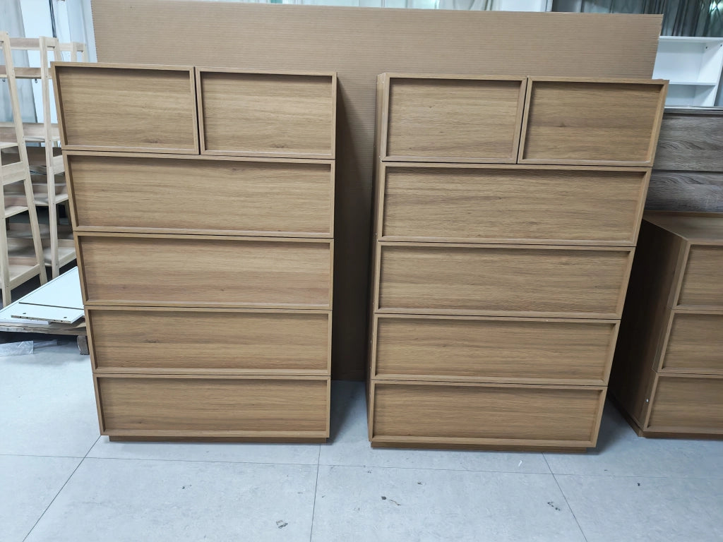 Cassettiera moderna a sei cassetti 80 x 48 x 127 cm, finitura rovere