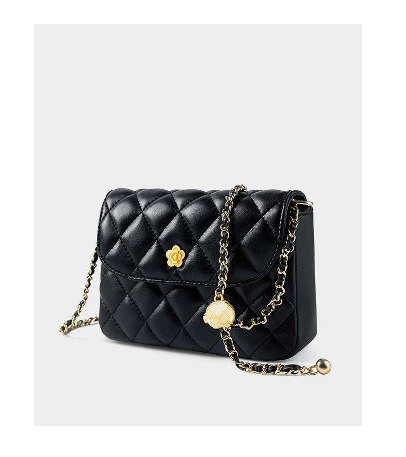 Borsa a tracolla da donna in vera pelle, nera, con catena.