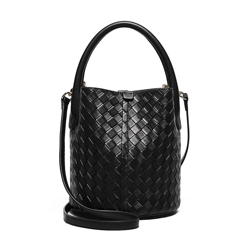 Borsa a tracolla in vera pelle intrecciata nera