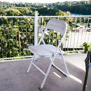 Sedia Pieghevole Salvaspazio Seduta e schienale in PVC Struttura Metallo Grigio Chiaro