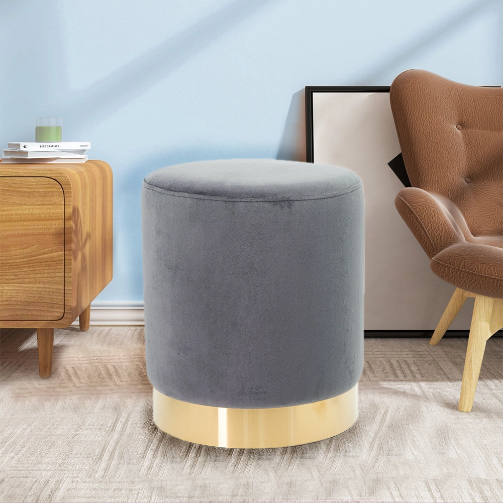 Pouf Poggiapiedi in Velluto Grigio Struttura in legno 31x31x38cm Base dorata Metallo