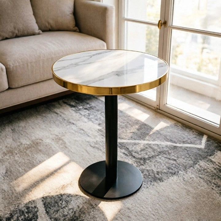 Tavolino basso rotondo con piano effetto marmo e base in acciaio inox dorato per soggiorno moderno in MDF bianco