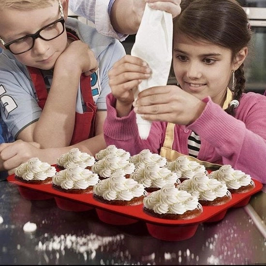 Piatto per muffin in silicone per 12 muffins, senza BPA, con superficie antiaderente per muffin, cupcake, brownies e muffin.