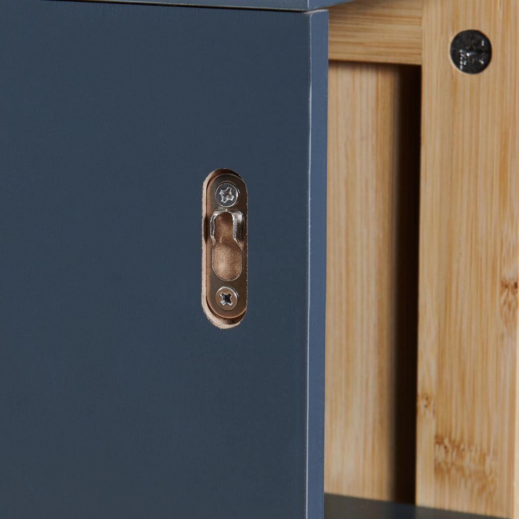 Mobiletto da Muro Svanes per Bagno Pensile con Frontale in Bambù e 3 Ripiani 60 x 30 x 20 cm - Grigio Scuro/ Naturale [en.casa]