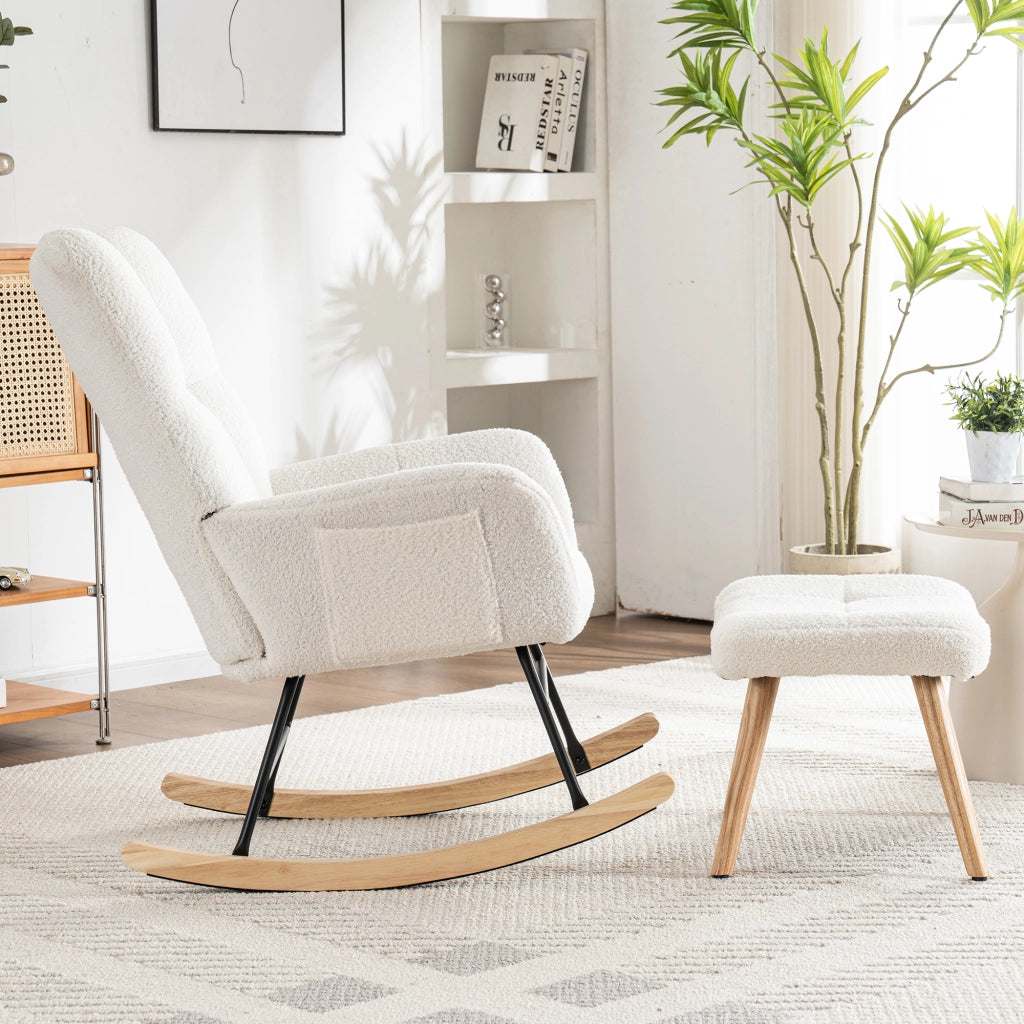 sedia a dondolo con poggiapiedi; design ergonomico; seduta imbottita in bouclÃ© bianco 92 cm