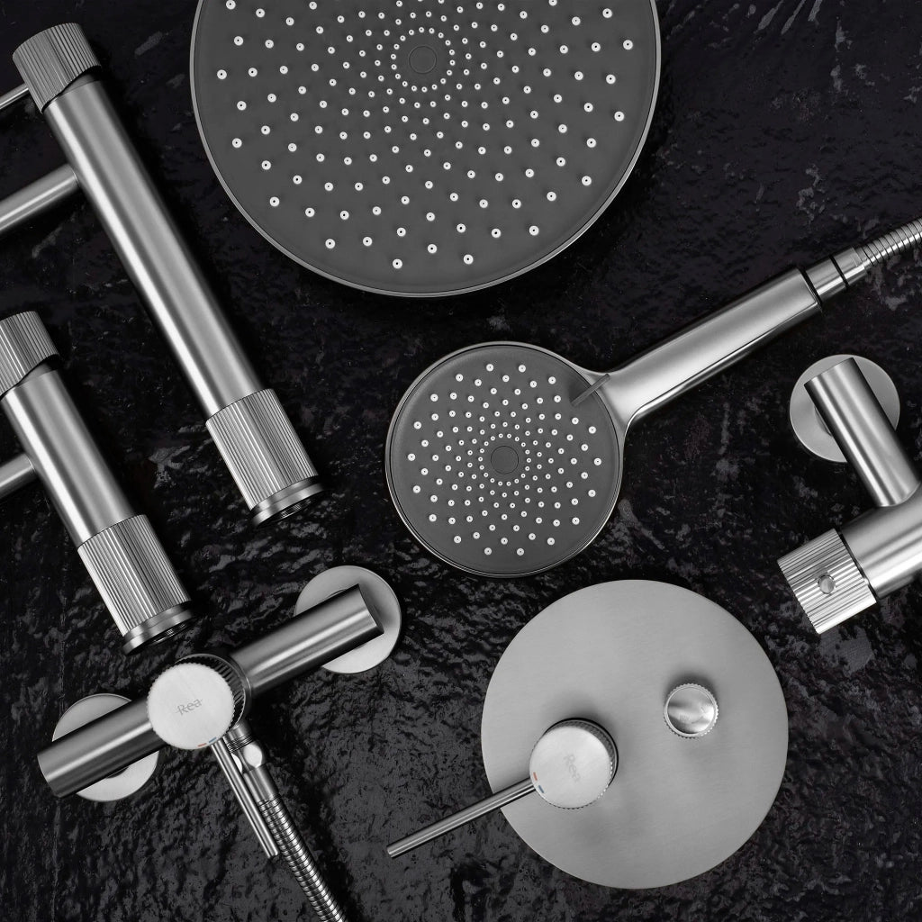 Set Doccia Da Incasso Rea Lungo Stripe Nickel Brush + Box