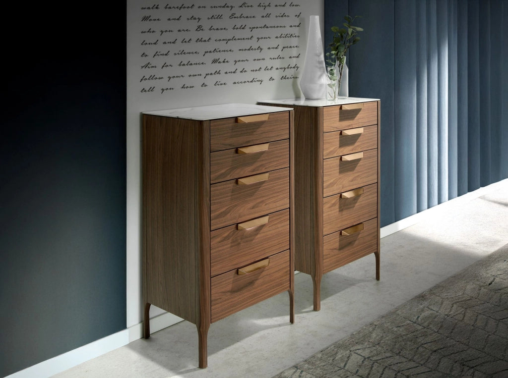 Chiffoniere in noce con piano in vetro effetto marmo