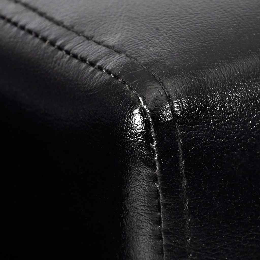 Poltrona a Pozzetto Nera in Similpelle 240068