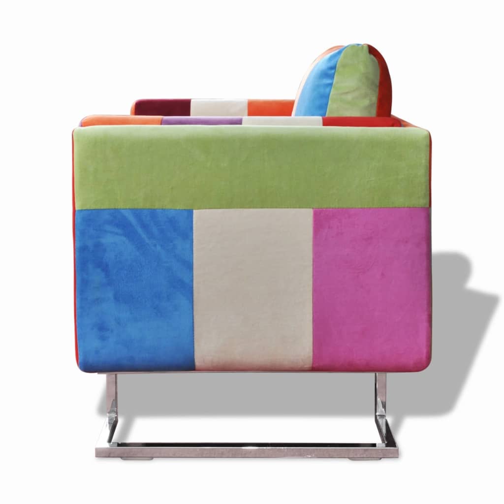 Poltrona a Cubo con Gambe Cromo e Design Patchwork in Tessuto