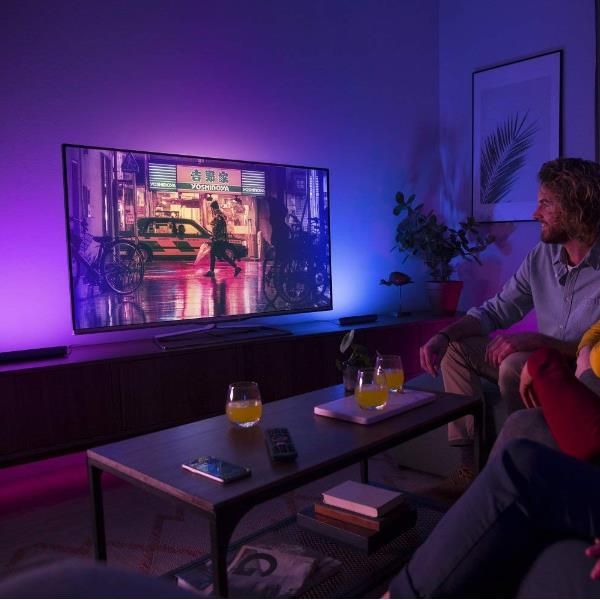 Philips hue white and color ambiance play kit base con alimentatore nero - 915005733701