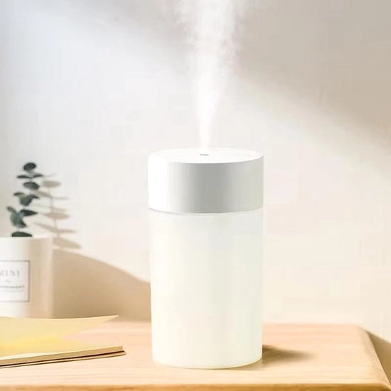 Mini umidificatore portatile da 260 ml, silenzioso 30 dB, umidificatore di aria fredda, regolabile per la notte, adatto per ufficio (bianco)