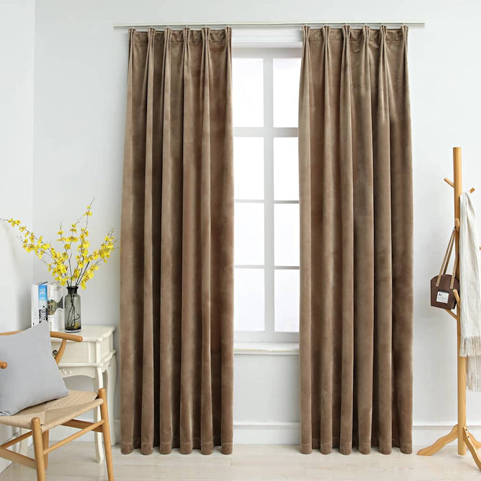 Tende Oscuranti con Ganci 2 pz Beige in Velluto 140x225 cm 134509