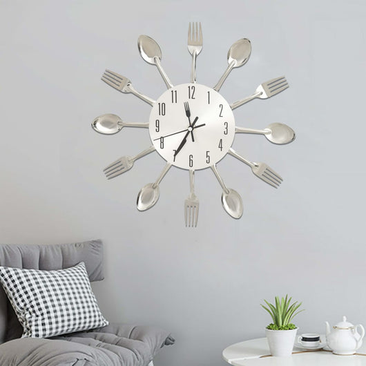 325162  Wall Clock with Spoon and Fork Design Silver 31 cm Aluminium 325162