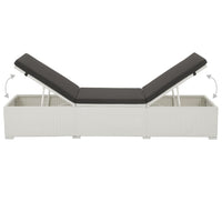 Lettino Prendisole con Cuscino Nero in Polyrattan Bianco